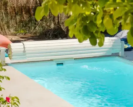 pisciniste à Deauville - image 3